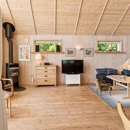 Cosy With Open View Of The Meadow *